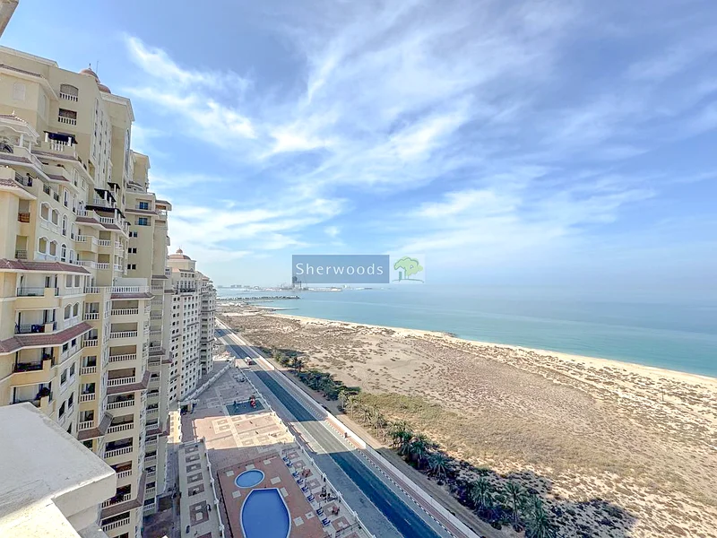 Scenic Views I Spacious Penthouse I Prime Location63860034060546111
