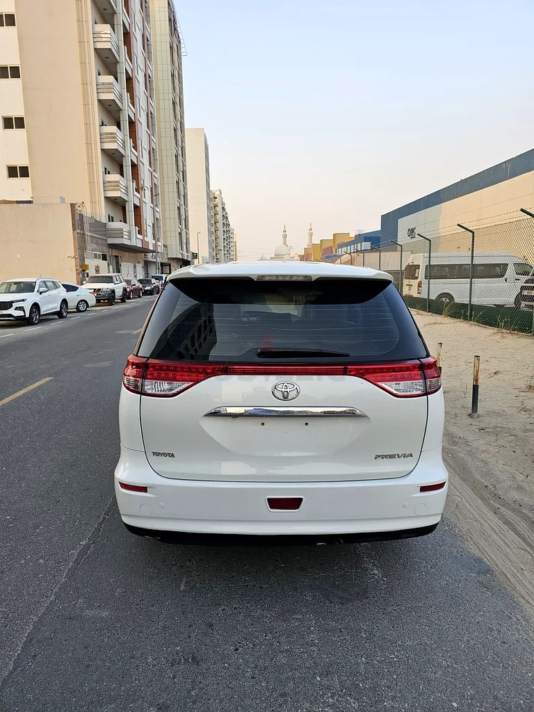 Toyota previa 2018 gcc full option with sunroof63147207696386114