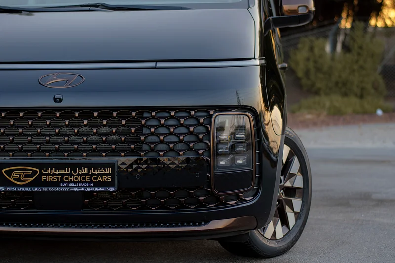 AED 1,636/month | 2022 Hyundai Staria Luxury | GCC Specs | REF#H2438163171299083907112