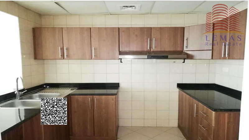 2bhk For sale open kitchen with partial sea view63251869942019111