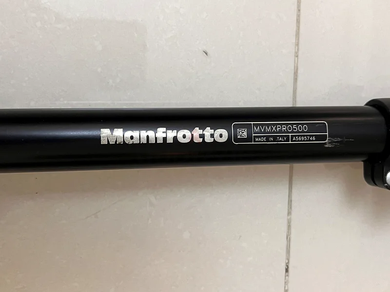 عصا منفردة مانفروتو MVMXPRO 500 + رأس، بحالة رائعة63234613368835113
