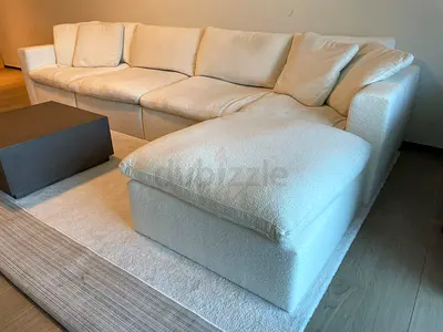 In great condition palm living modular sofa comfortable