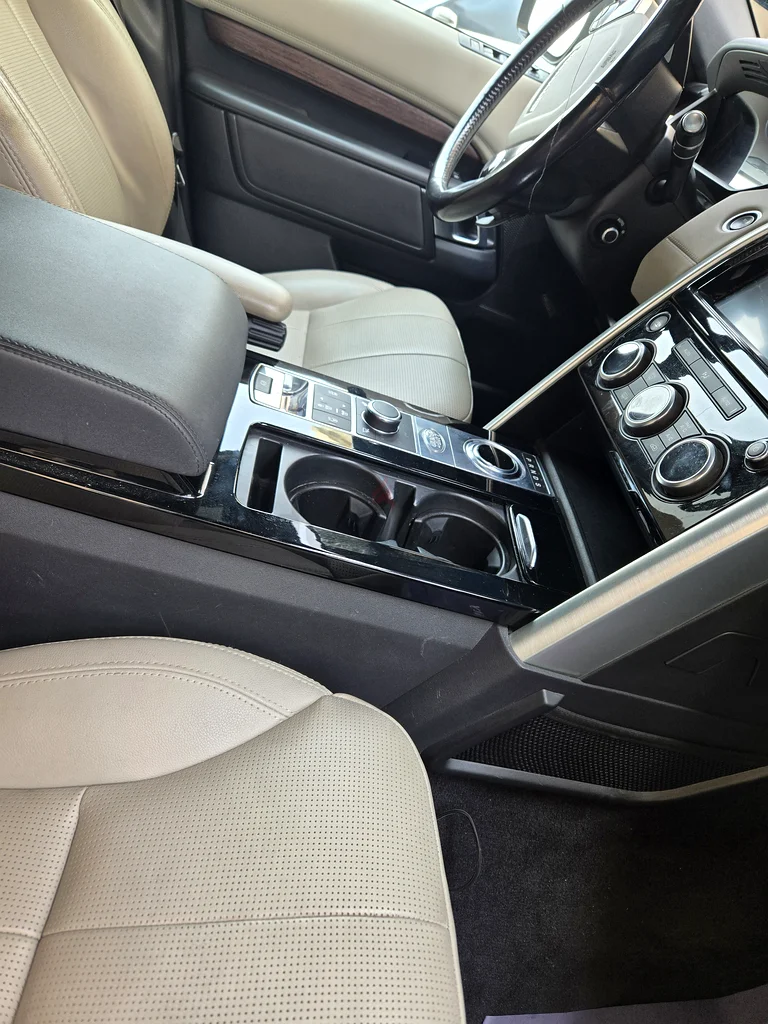 Discovery 7 seater full option no accident 85000kmr driven .Personal car not a dealer63226218284290113