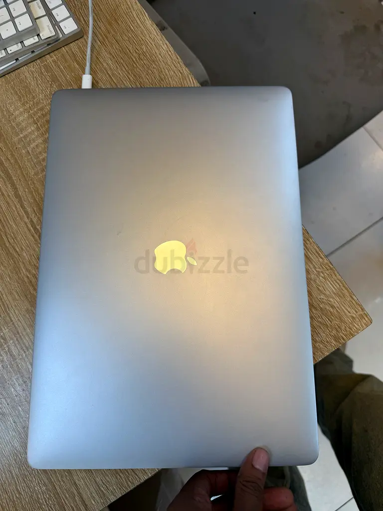 Mac book63254996353795113