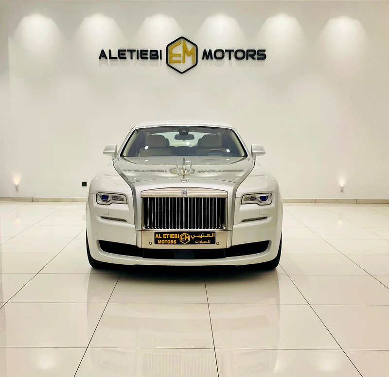 رولز رويس غوست بجميع الخيارات  
موديل 2016  
45,000 كم  
مواصفات دول مجلس التعاون الخليجي63173485727491112