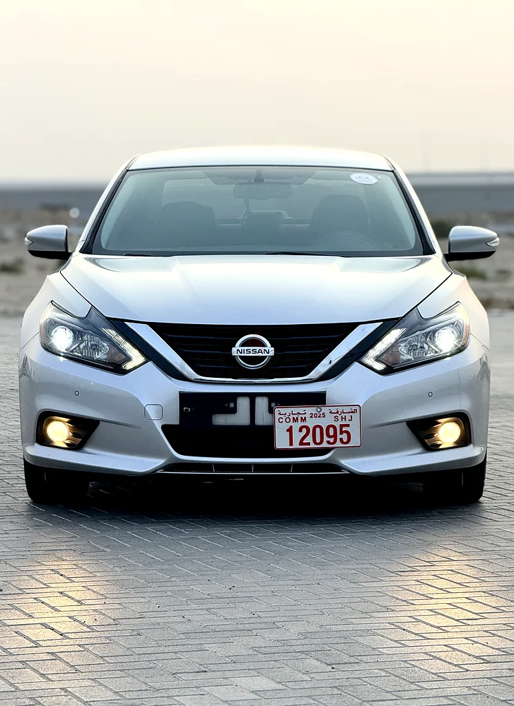 Nissan Altima 2.5 SL  
Korean specifications, same as GCC, kilometers not miles63149120058882112