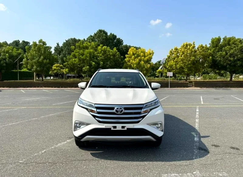 2022 Toyota Rush White | GCC Specs | 7-Seater | Bank Loan Available63165692758403111