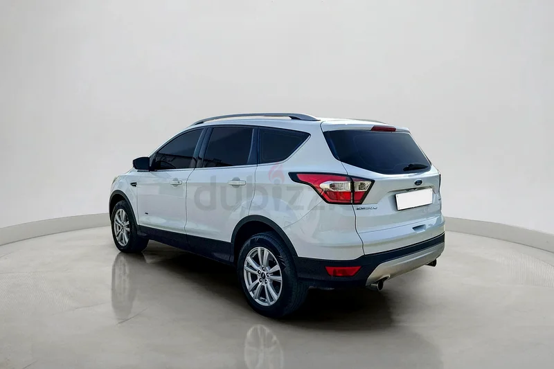 2019 فورد إسكيب SE 2.0 لتر | مواصفات دول مجلس التعاون الخليجي63231638927618113