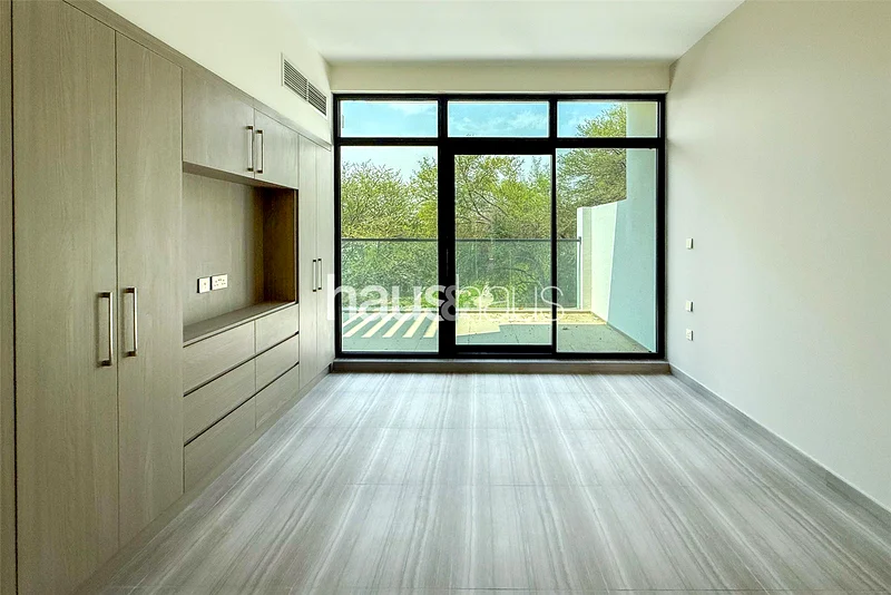 Large Plot | Vacant and Ready | + Maids63971398128769114