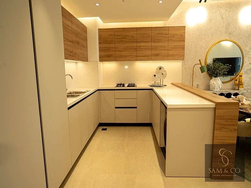 Ready to Move In | Modern 2 Bed | 1st Floor | Golf Community63256057794050112