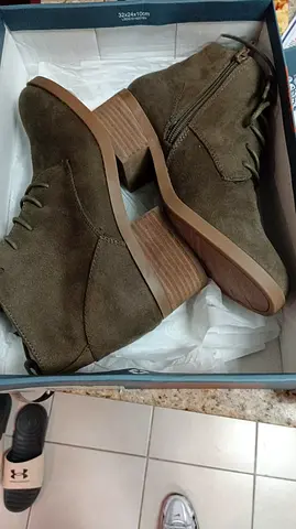 Womens Boots by Carlos Santana size 37