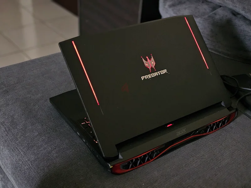 أيسر بريديتور - 40 جيجابايت رام (8 جيجابايت نفيديا) شاشة 17 بوصة UHD بتردد 120 هرتز - كمبيوتر متنقل للألعاب من فئة وحش، أليان وير63262932538369111