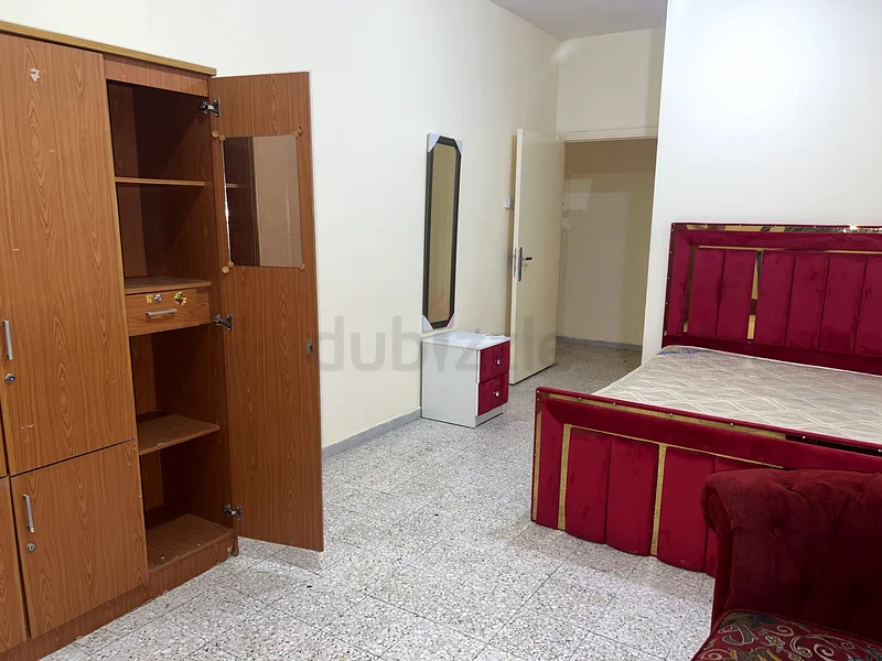 غرفة للزوجين أو السيدات631439687237151127