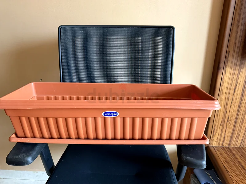 planter  from durable, high-quality plastic indoor  and outdoor  and UV stabilized,63220828196098111