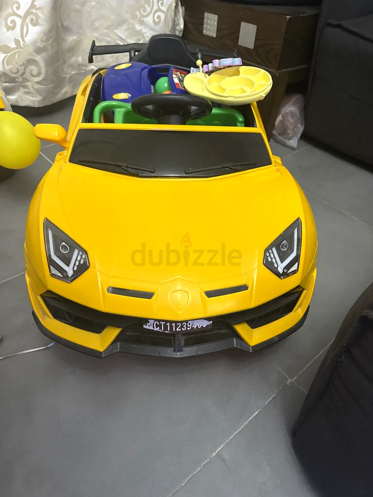 Exciting Yellow Ride-On Toy Car for Kids!63226781437571110