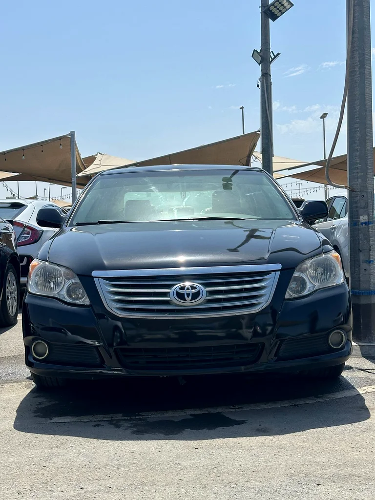 Toyota Avalon 2010 model, perfect condition, drives smoothly, ready for registration63138715509889111