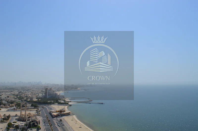 شقة جميلة مكونة من غرفتي نوم (مؤثثة) مع إطلالة بانورامية على البحر والمدينة في برج الكورنيش.63170398929923112