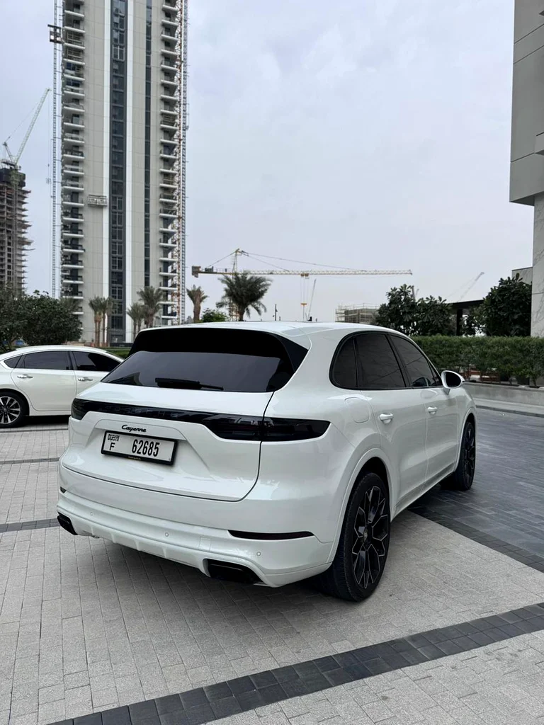 Porsche Cayenne63150022669058113