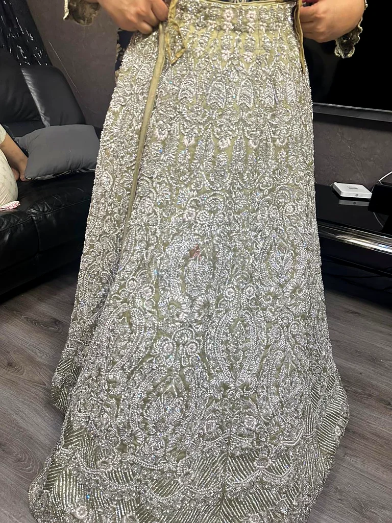 Wedding apparel63241133584002111