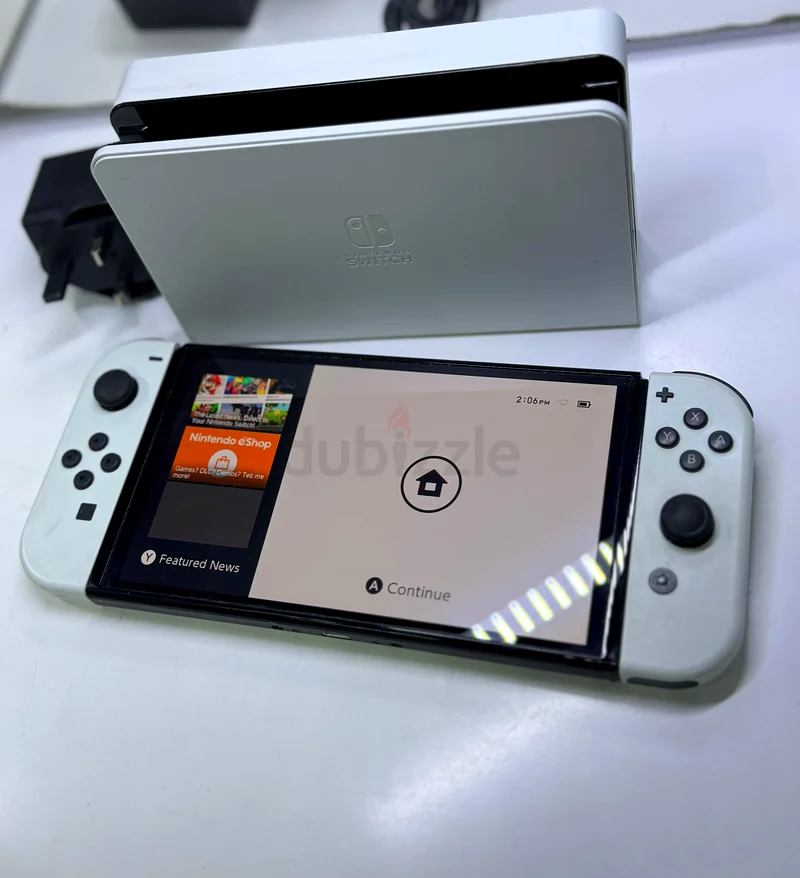 In excellent condition, Nintendo Switch OLED63200648702082112