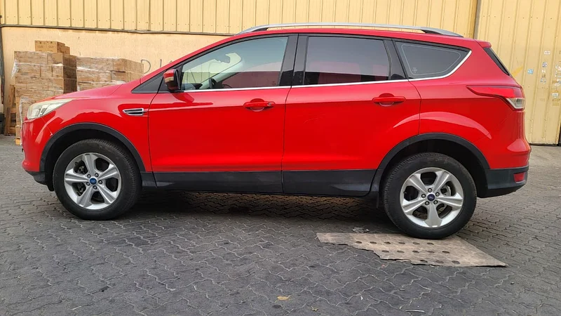 فورد إسكيب موديل 201563231639058435112