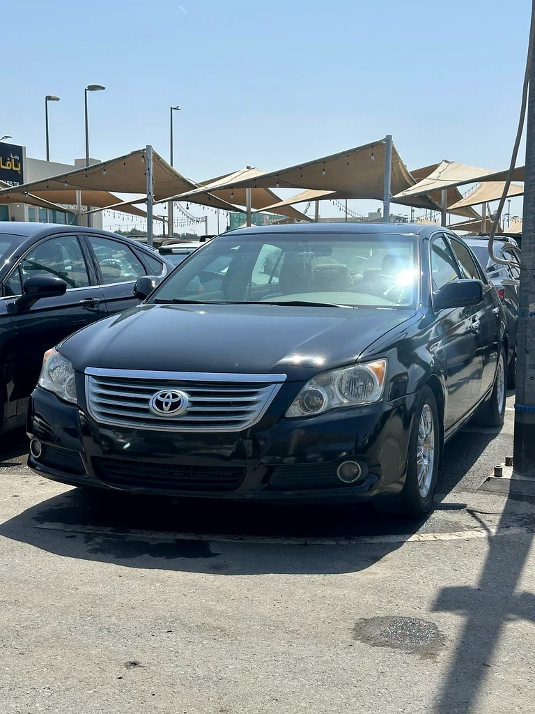 Toyota Avalon 2010 model, perfect condition, drives smoothly, ready for registration63138715509889112