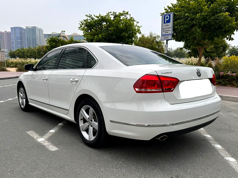 VW Passat 2015 Top option 2.5L / GCC Specs63135977302787112