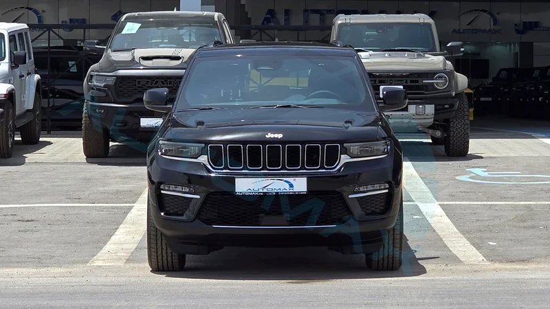 ( ТОЛЬКО НА ЭКСПОРТ ) 2024 JEEP GRAND CHEROKEE LAREDO 4WD GCC BRAND NEW63225697144706113