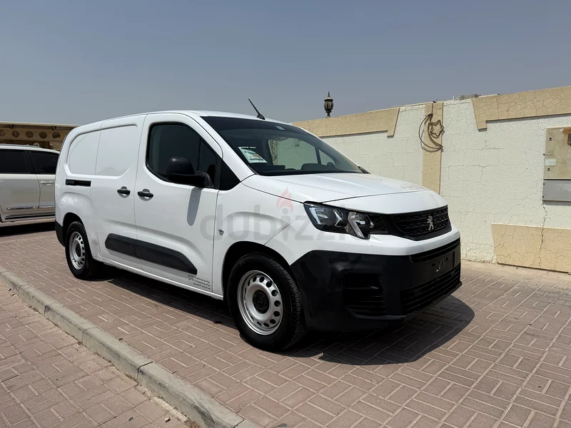 PEUGEOT PARTNER EV LIKE NEW63221302723713113