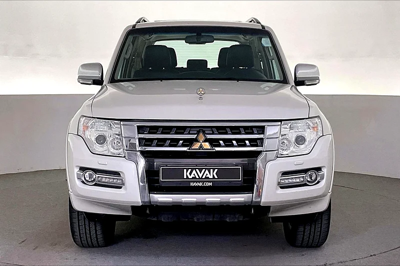 2018 Mitsubishi Pajero GLS Highline  • Big Price Drop • Lowest Price Guaranteed • 42247363153228569730111