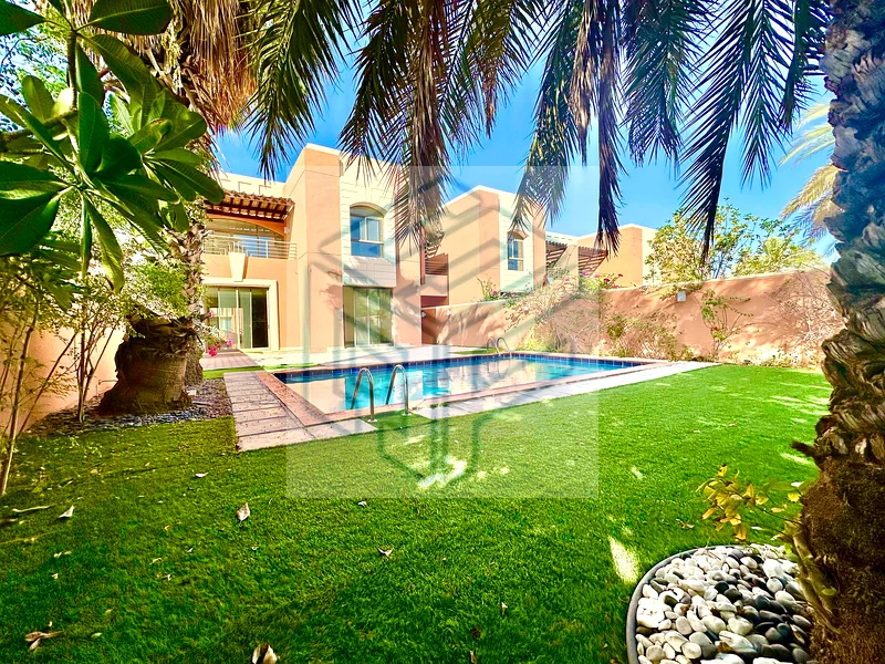 Under Market Price High End 5-Bed Pool Villa in elite community63839076152577113