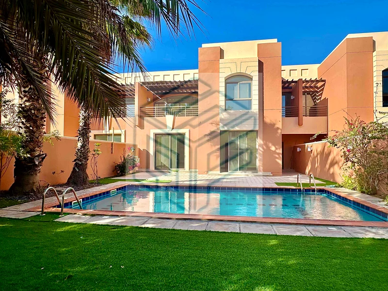 Under Market Price High End 5-Bed Pool Villa in elite community63839076152577111