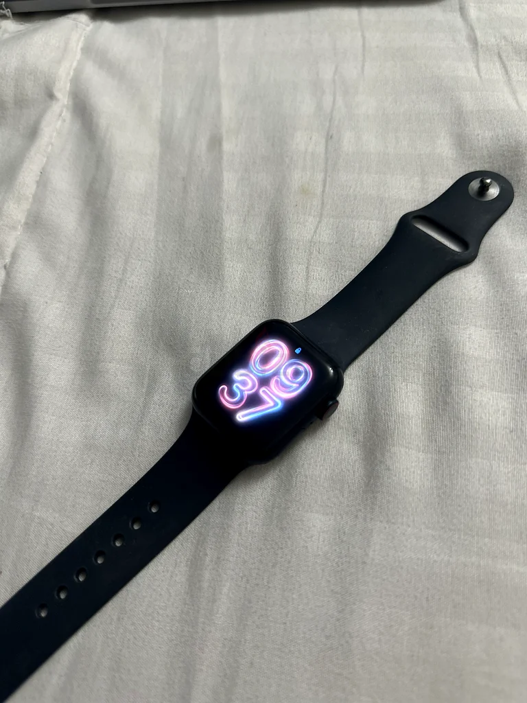Apple Watch for Sale with Box and Charging Cable63265106950529112
