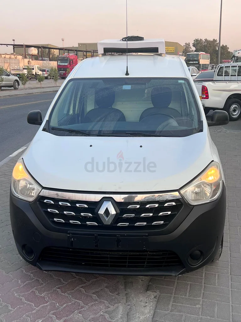 Renault Dokker 2018 in excellent condition, fully equipped63135490627841111
