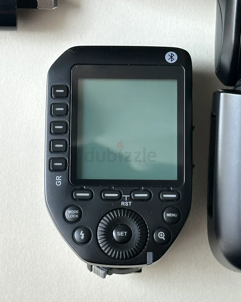 Godox V1 Flash for Nikon with X-Pro II Trigger and extra battery63242171804290113