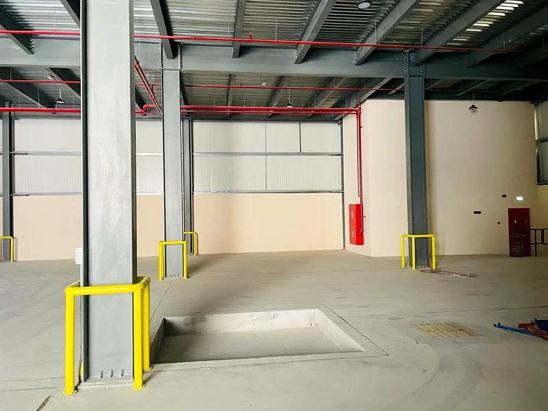 GOLDEN GALAXY OFFERS WAREHOUSE FOR SALE | HIGH ROI | FREEHOLD | MIXED USE LAND63820762937473114
