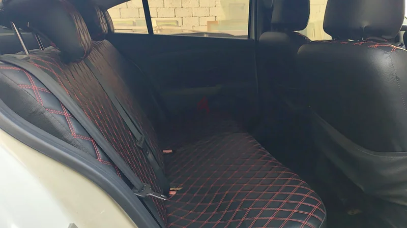 Renault 2015 Model63221302027395112