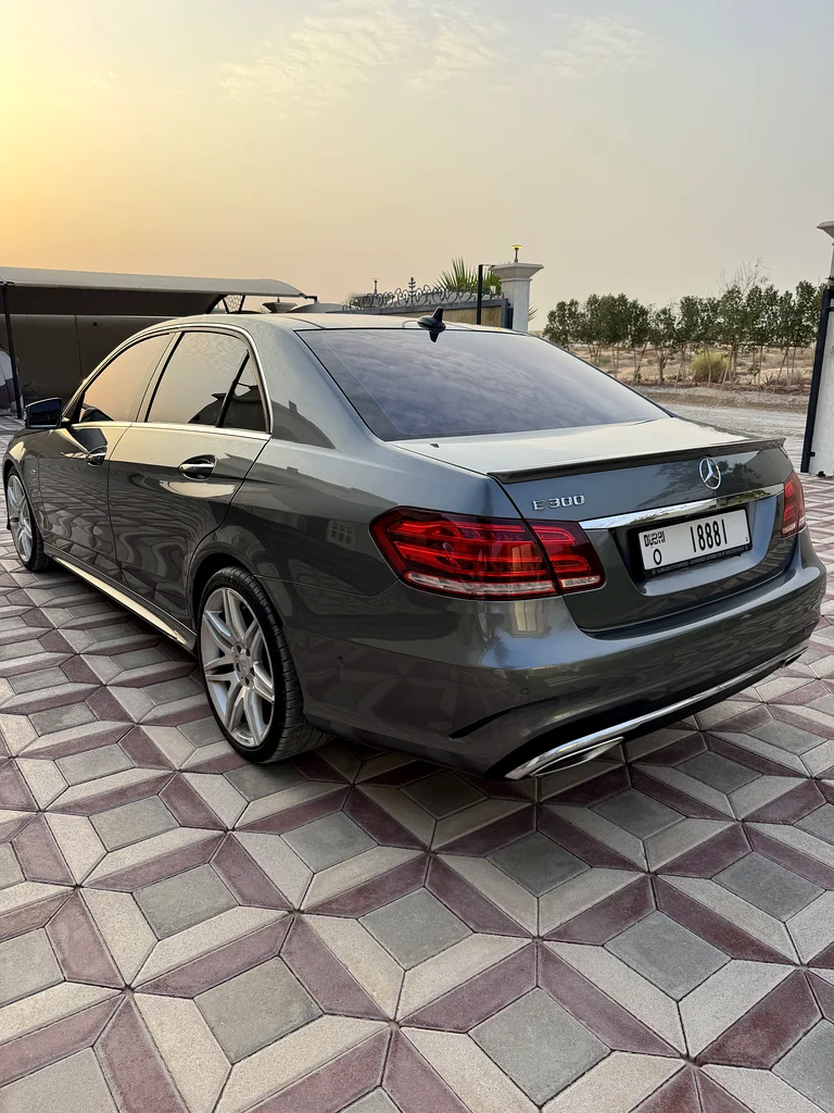 E Class 300 AMG low mileage GCC original paint no accident63158801172737112