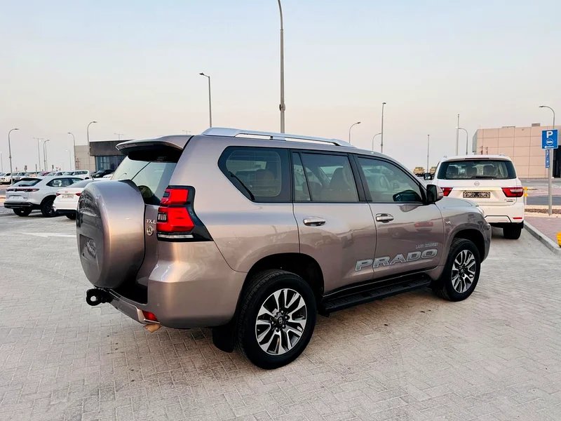 Toyota Prado Gulf model 202263146288994433113