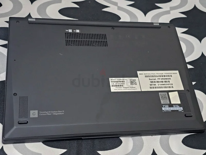 X1 كربون - الجيل 13 i7/32 جيجابايت/1 تيرابايت - شاشة لمسية + LTE + ضمان - لينوفو ثينك باد X1 الجيل 1163165239156995113