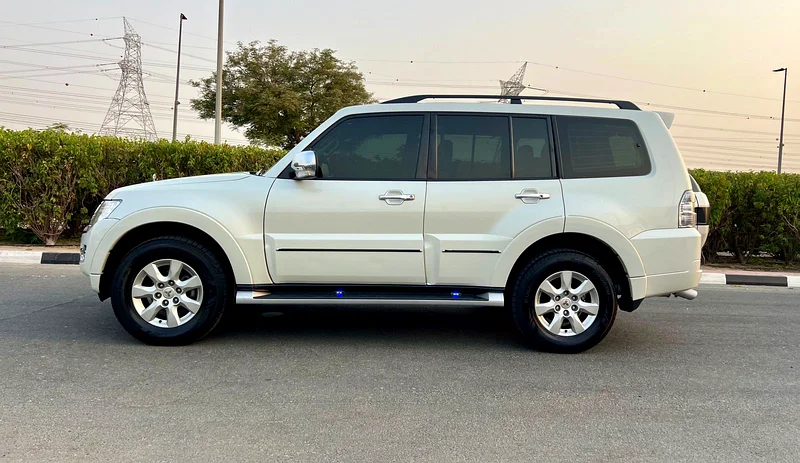 MITSUBISHI PATROL 3.0L 2018 FULL SERVICE HISTORY GCC SPEC LOW MILEAGE63153228563331113