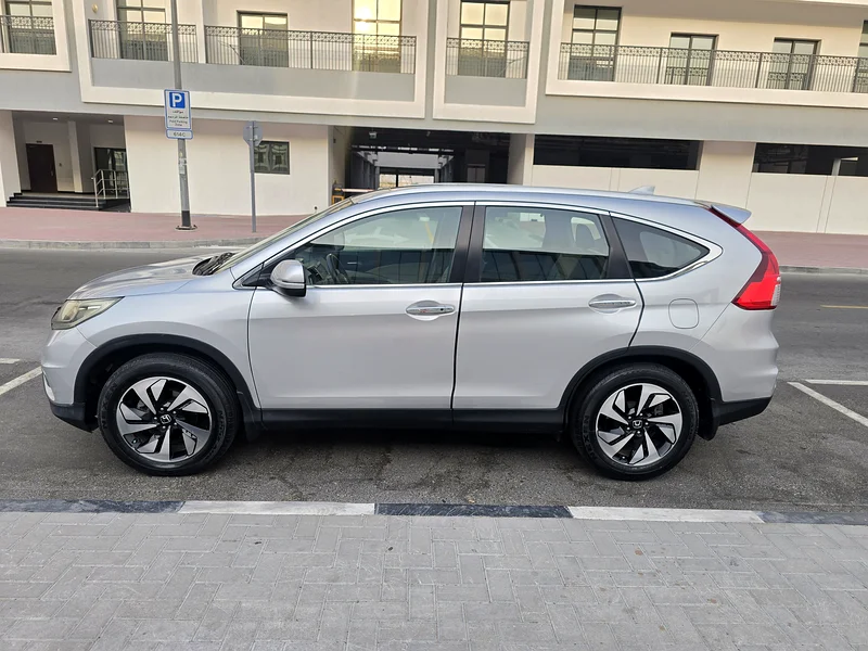 هوندا CR-V 2016، خيار كامل، بدون حادث، تم صيانتها بشكل جيد جدًا63224309378945111