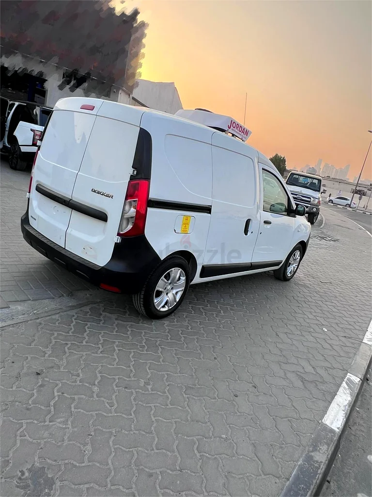 Renault Dokker 2018 in excellent condition, fully equipped63135490627841114