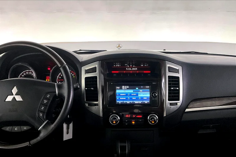 2018 Mitsubishi Pajero GLS Highline  • Big Price Drop • Lowest Price Guaranteed • 42247363153228569730114