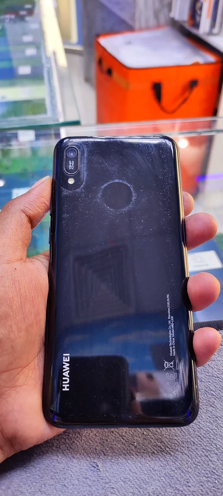 Huawei, y6 prime 2019, 3gb ram, 64gb storage, physical dual sim63216357564289112