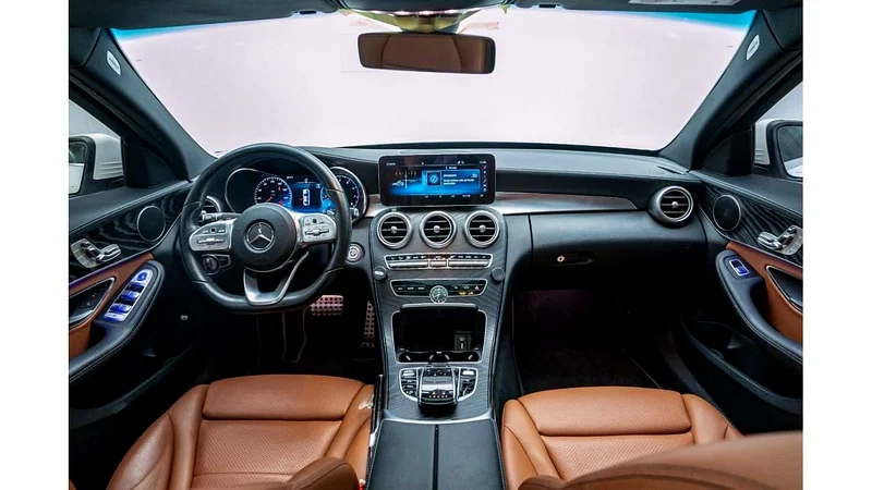 MERCEDES-BENZ - C 200 - GCC - 2020 - SUPER CLEAN - UNDER WARRANTY FROM GARGASH63144414276098114