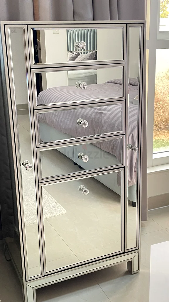 Mirrored Dresser with Matching Mirror jewelry side drawers and 2 side tables matching any bed colors63219340768514111