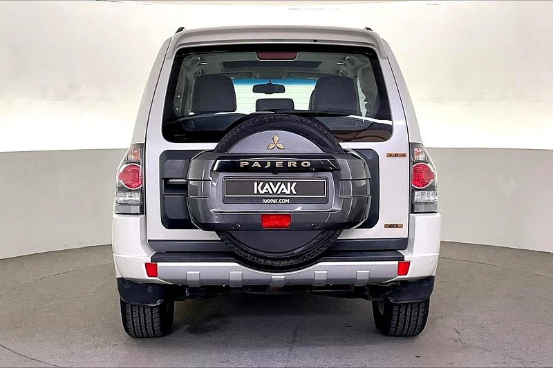2018 Mitsubishi Pajero GLS Highline  • Big Price Drop • Lowest Price Guaranteed • 42247363153228569730112