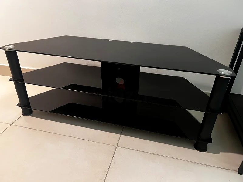 طاولة التلفاز632168324657951123