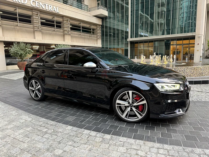 Audi RS3 | Full Service History | Under Warranty63225312024835112
